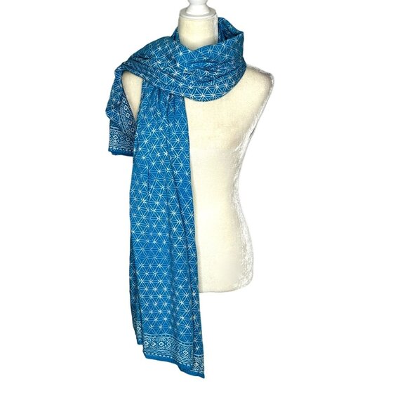 Aqua Blue & White Geometric Oversize Scarf Wrap Beach Cover Up OS - Picture 7 of 7